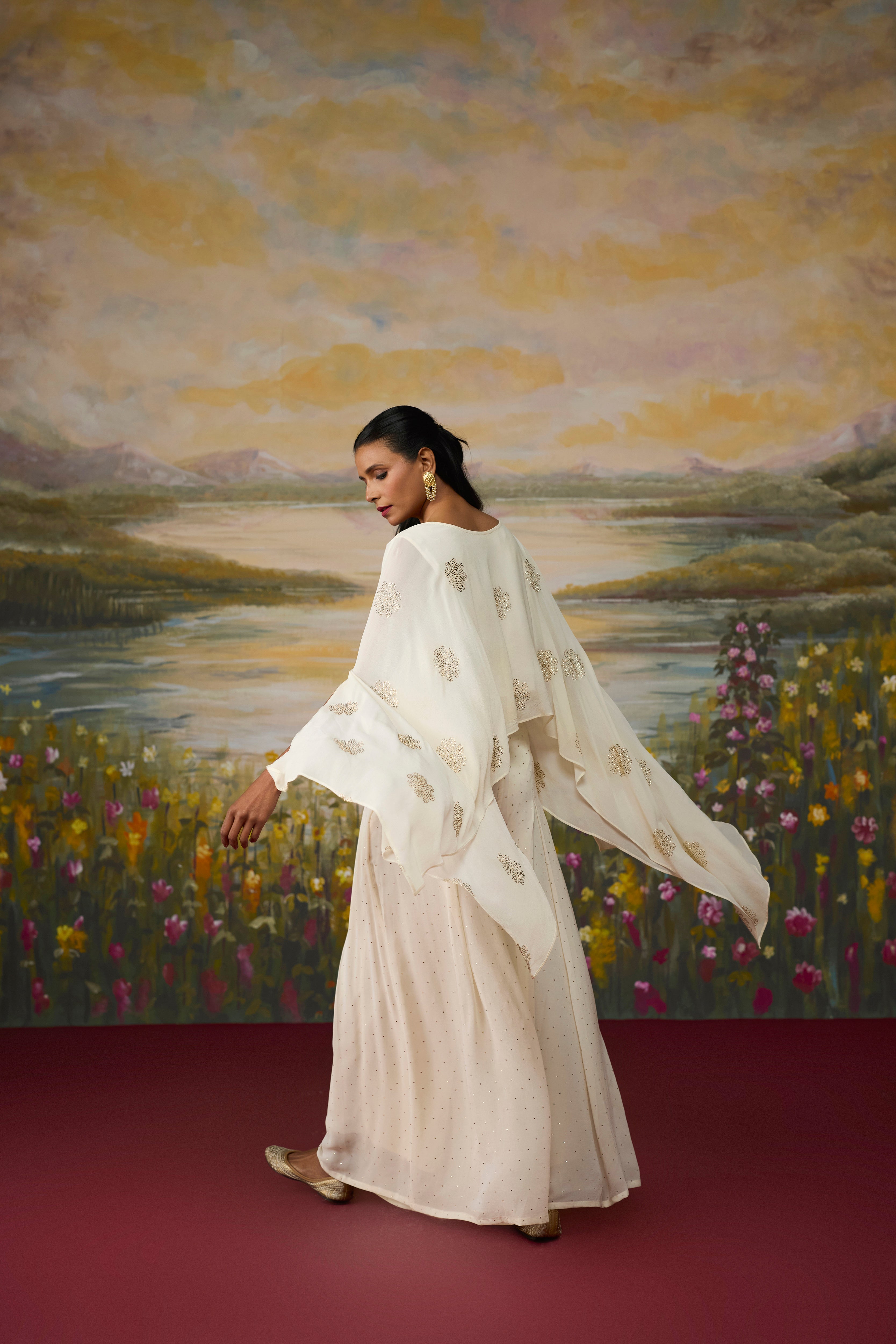 Daisy Cape Set