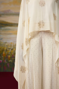 Daisy Cape Set