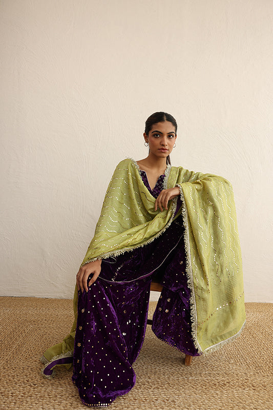 Naaz